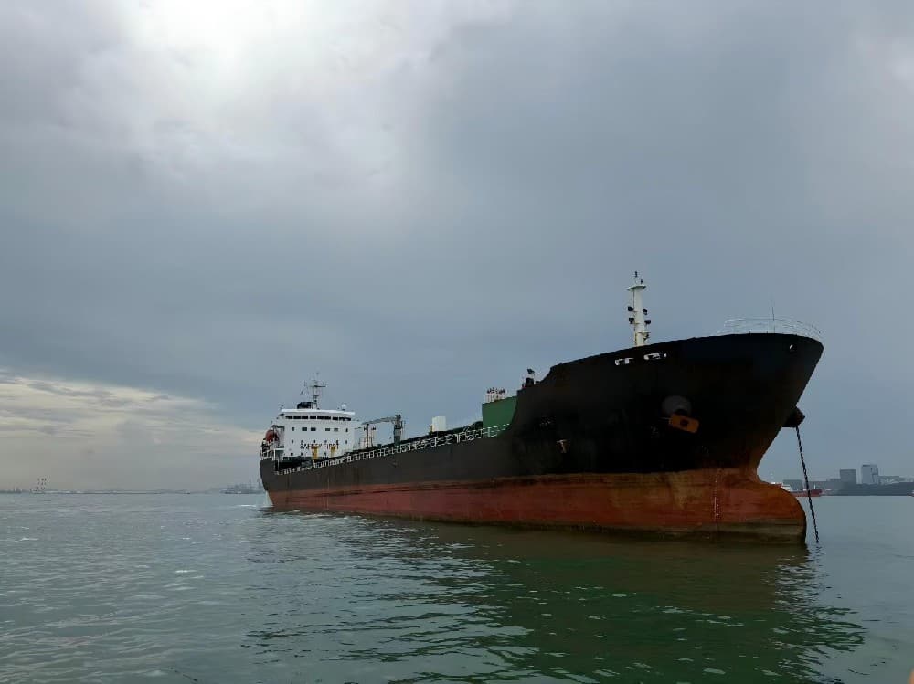 14,410 DWT Tanker, built 2011