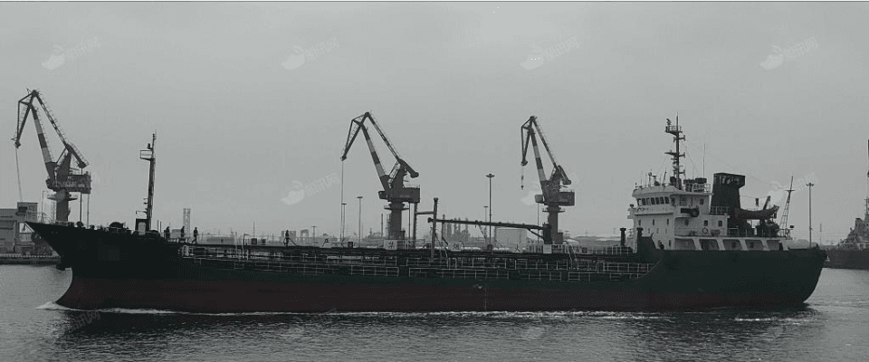 3,200 DWT Tanker, built 2006