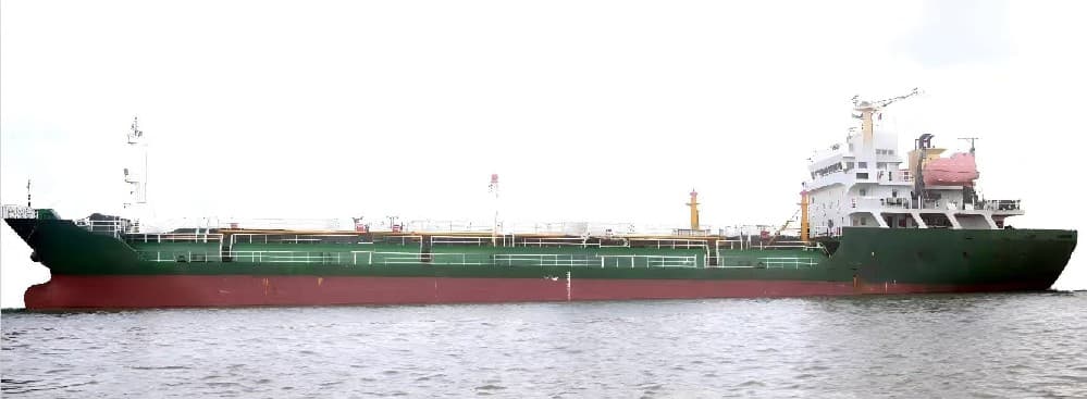 4,500 DWT Tanker, built 2013