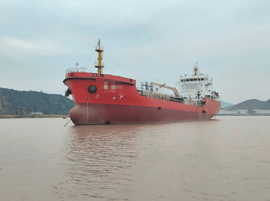 5,000 DWT Tanker, built 2024