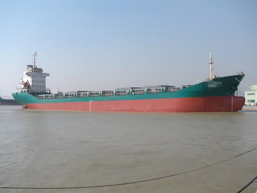 6,200 DWT Bulk Carrier, built 2004