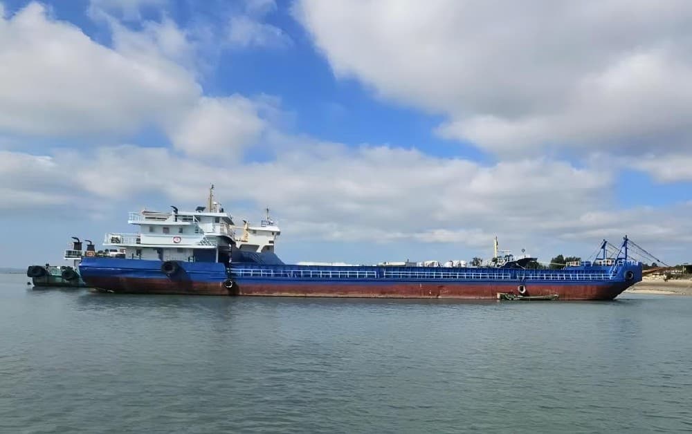 700 DWT Deck Cargo Ship, built 2014