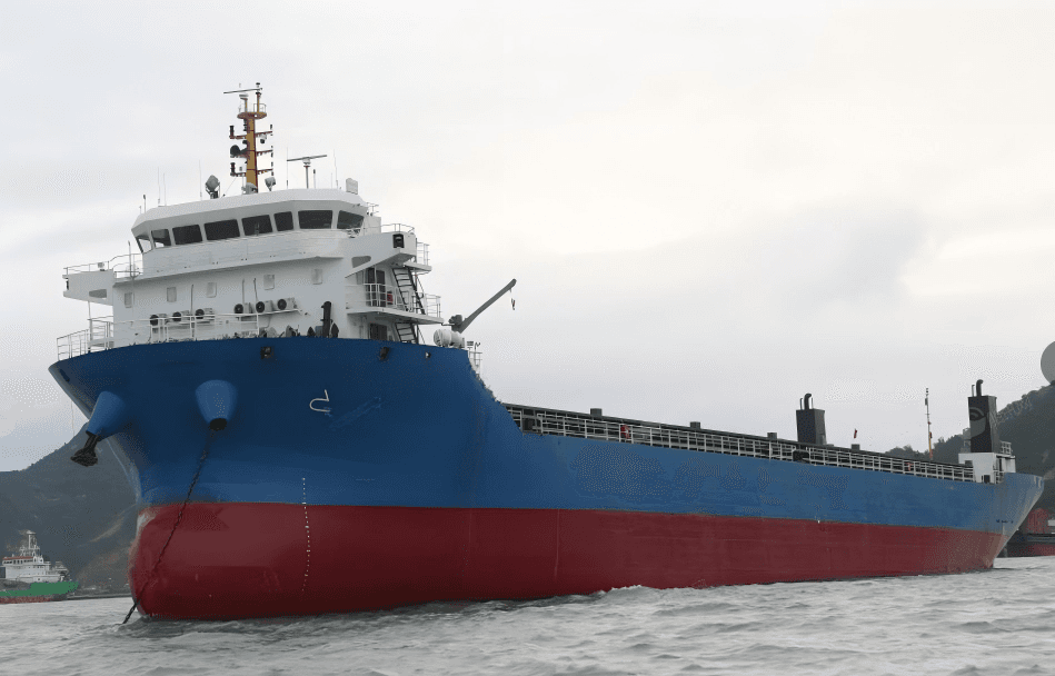 7,600 DWT Container Ship, built 2021