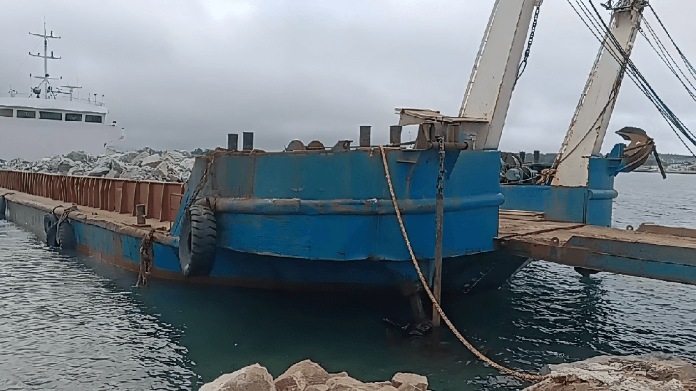 950 DWT Deck Cargo Ship, built 2013