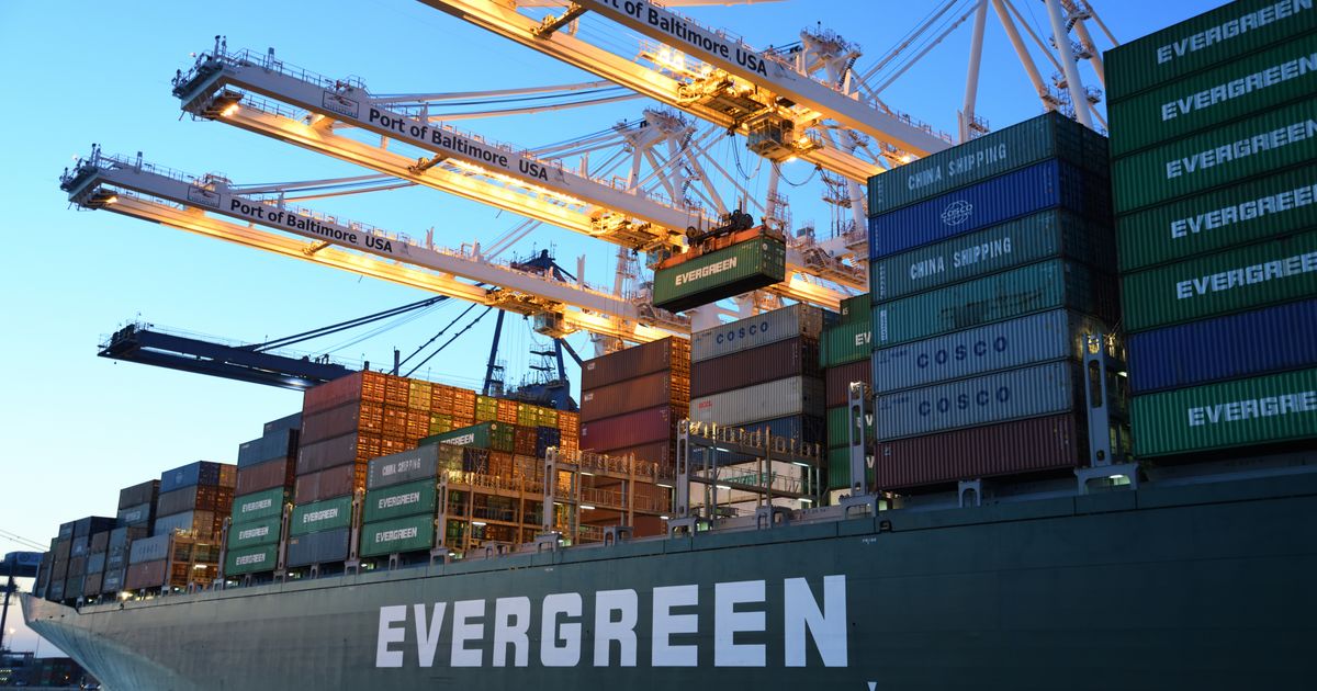 Time Charter vs Voyage Charter: Clauses Every Owner Must Check