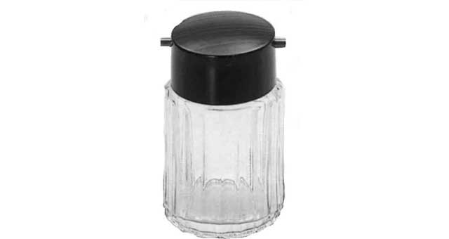 SAUCE BOTTLE GLASS 220CC, WITH PLASTIC TOP